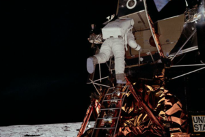 aldrin descent 100449528 large