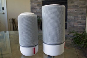 Libratone Zipp (right) and Zipp Mini (left)